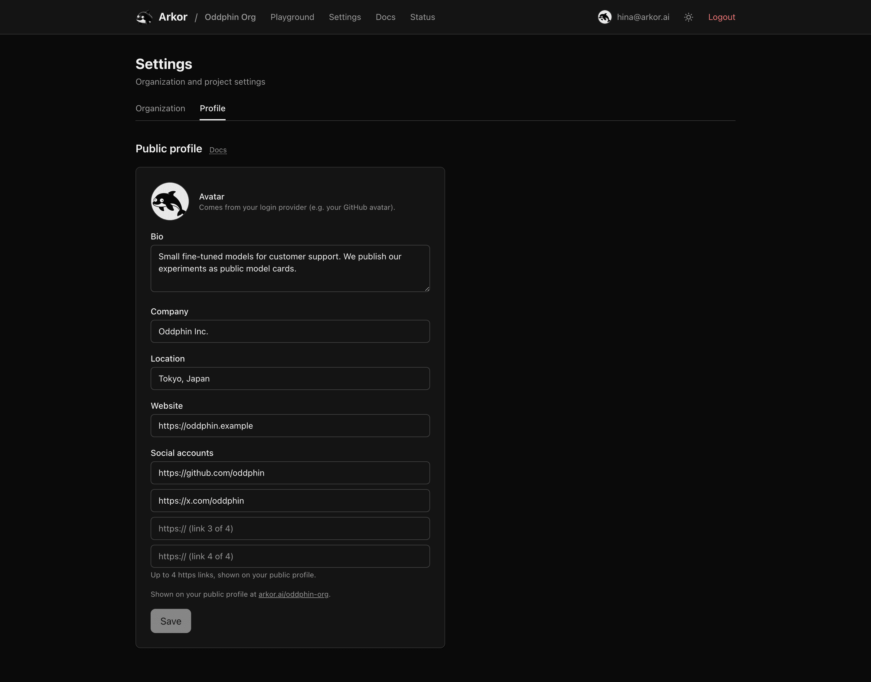 Settings の Profile タブ。自己紹介・会社・所在地・Web サイト・SNS リンクの入力欄が並ぶ